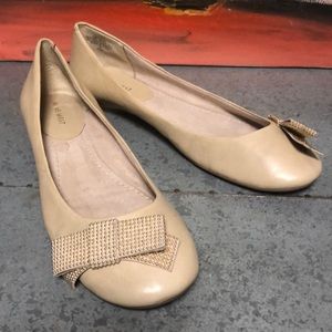 Nine West Ballet Flats “Love it” Cream size 8.5